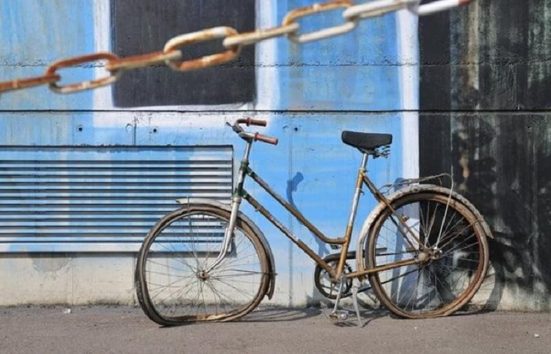 Xe đạp bị xịt lốp